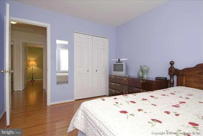 Photo of 901 BALBOA DRIVE