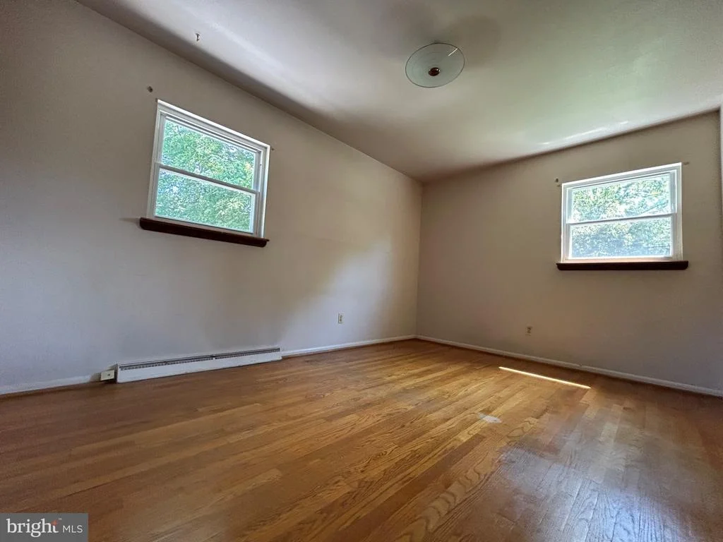 Photo of 9512 SMALL DRIVE