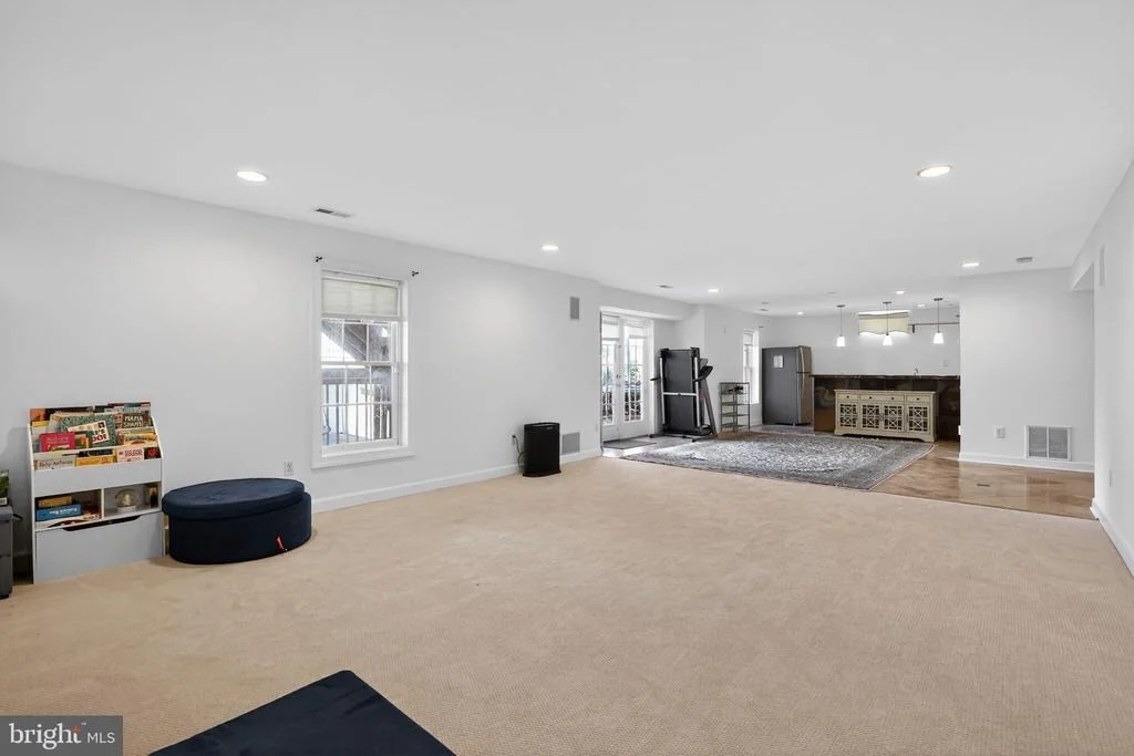 Photo of 21104 HICKORY FOREST WAY