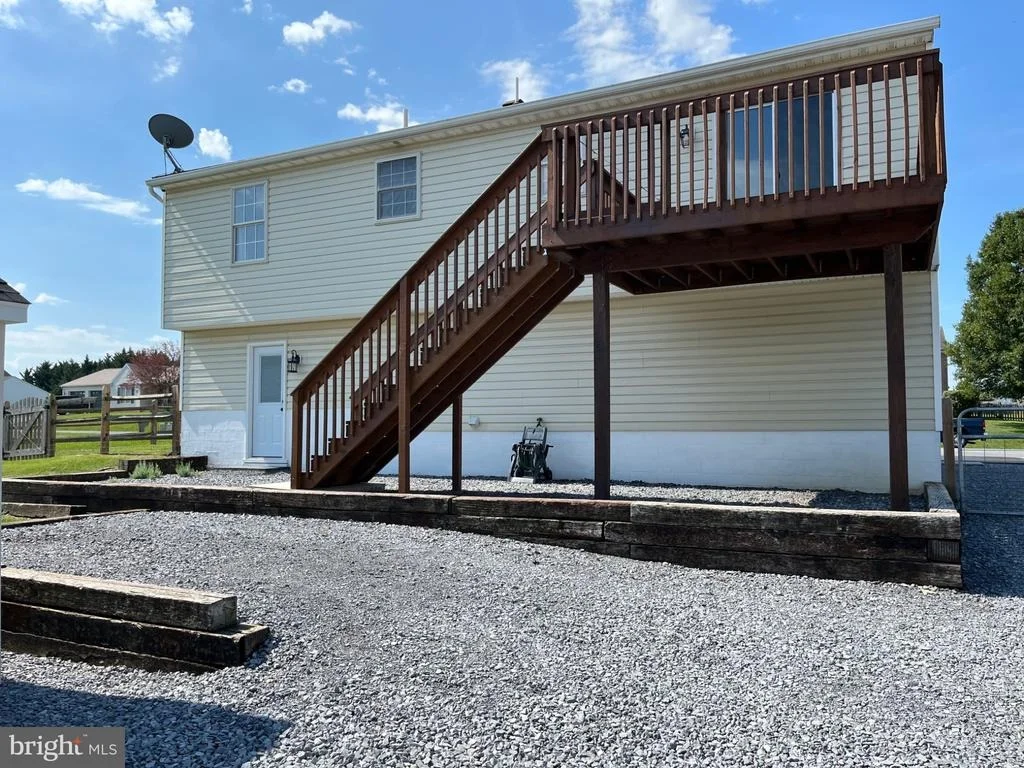 Photo of 15932 HIBISCUS DRIVE