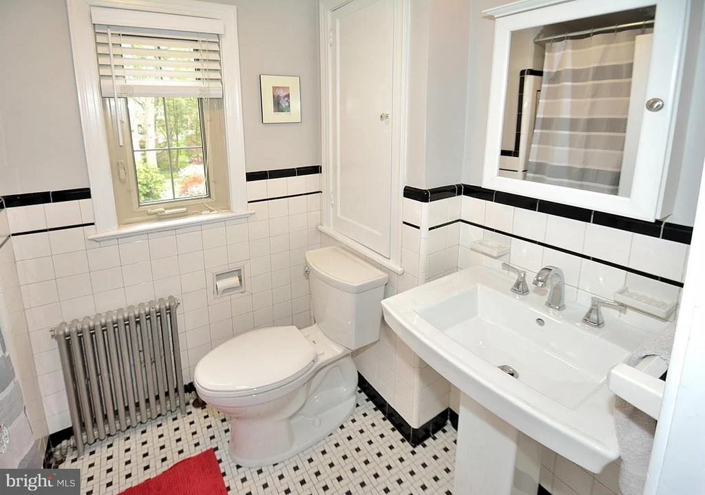 Photo of 1407 DALE DRIVE