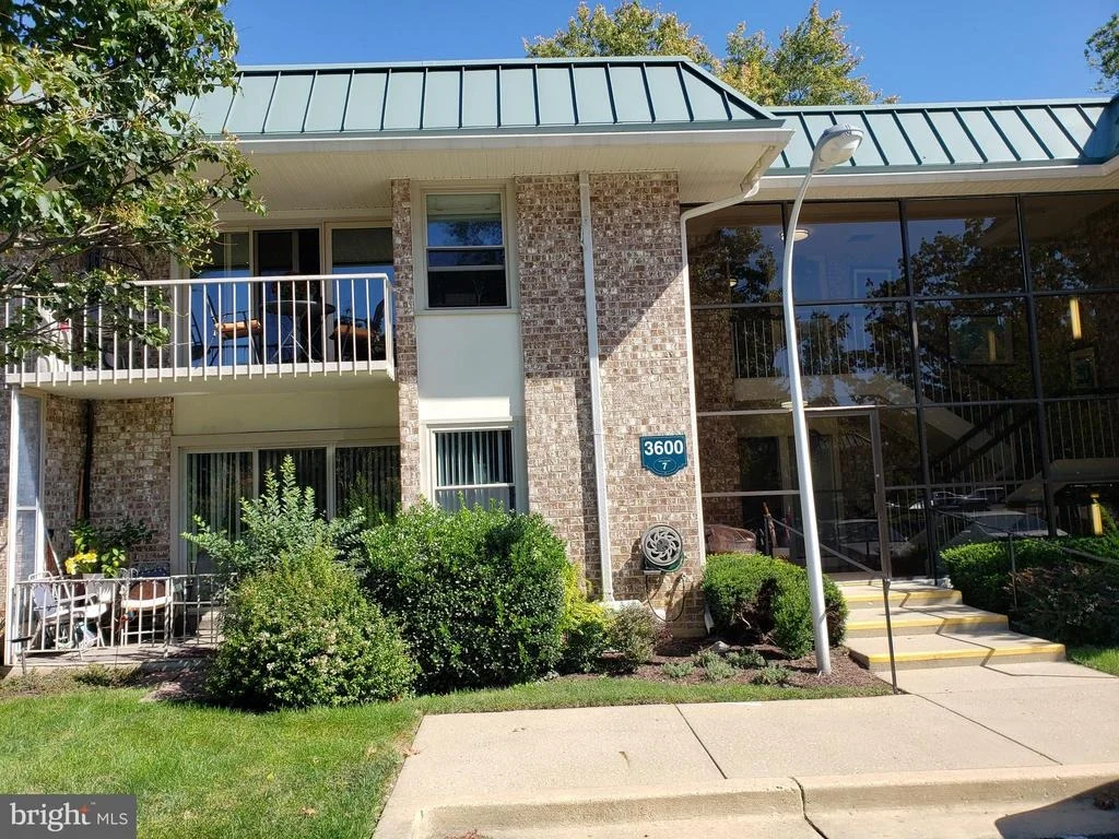 Photo of Unit 73A at 3600 GLENEAGLES DRIVE