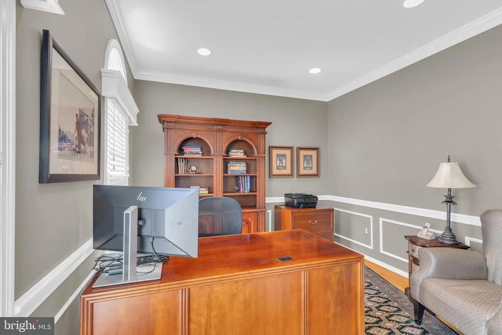 Photo of 8323 ARGENT CIRCLE