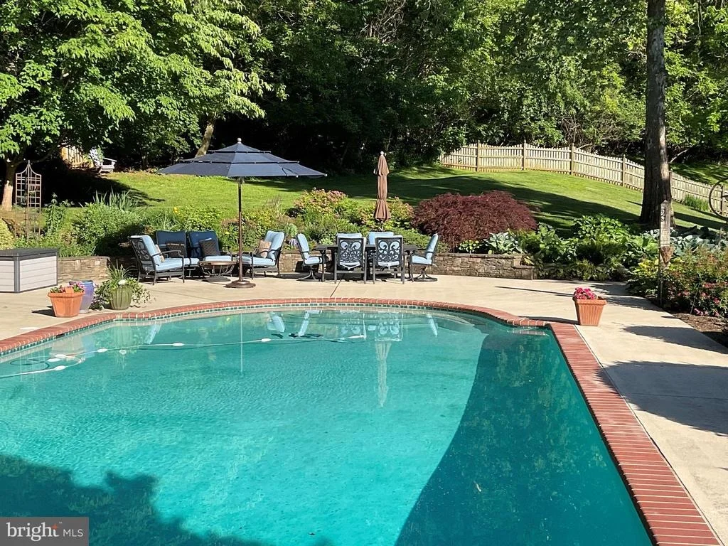 Photo of 6742 DEER SPRING LANE