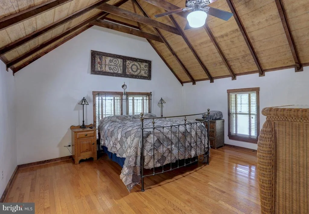 Photo of 4933 LANDING ROAD