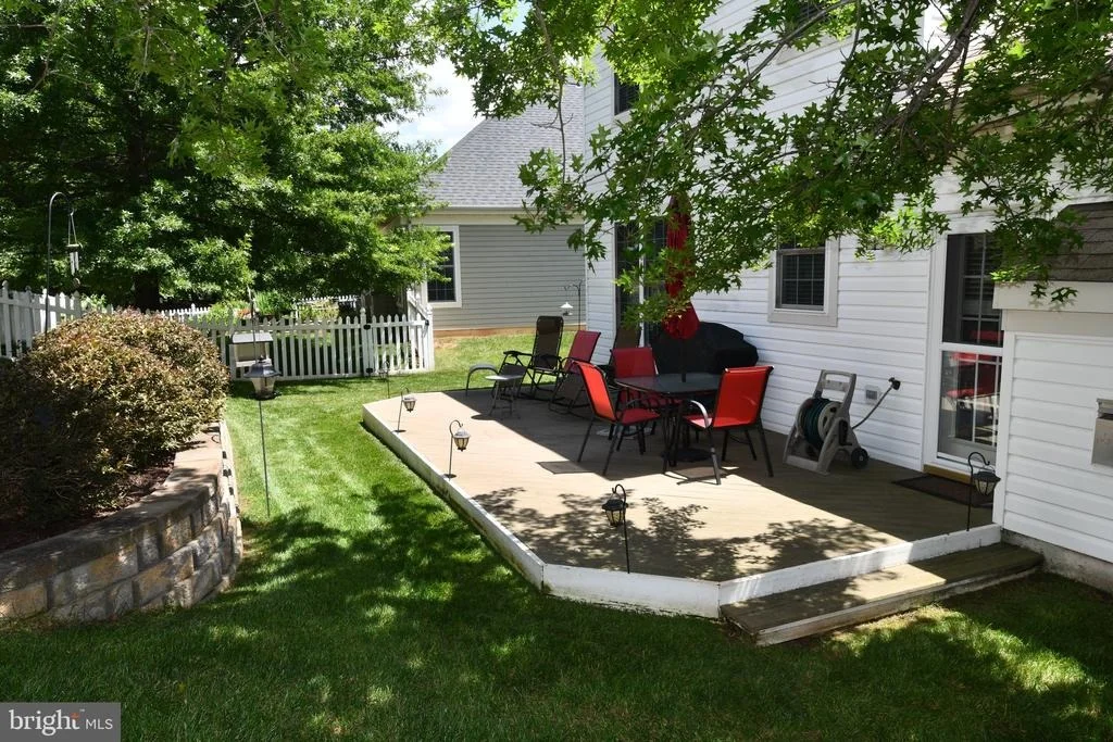 Photo of 6004 PINEY GROVE WAY