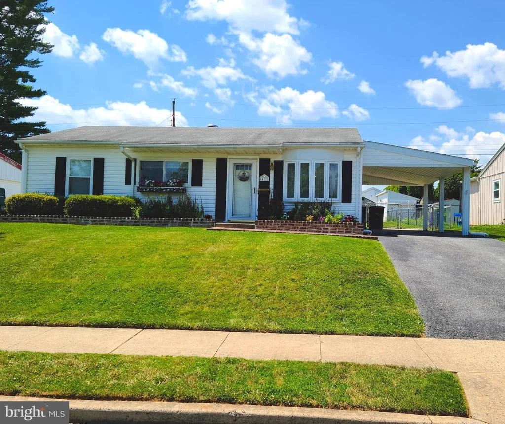 Photo of 477 CARROLLTON DRIVE