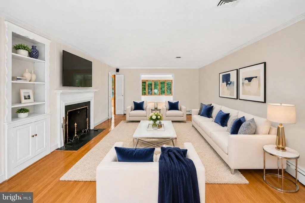 Photo of 10600 GREENACRES DRIVE