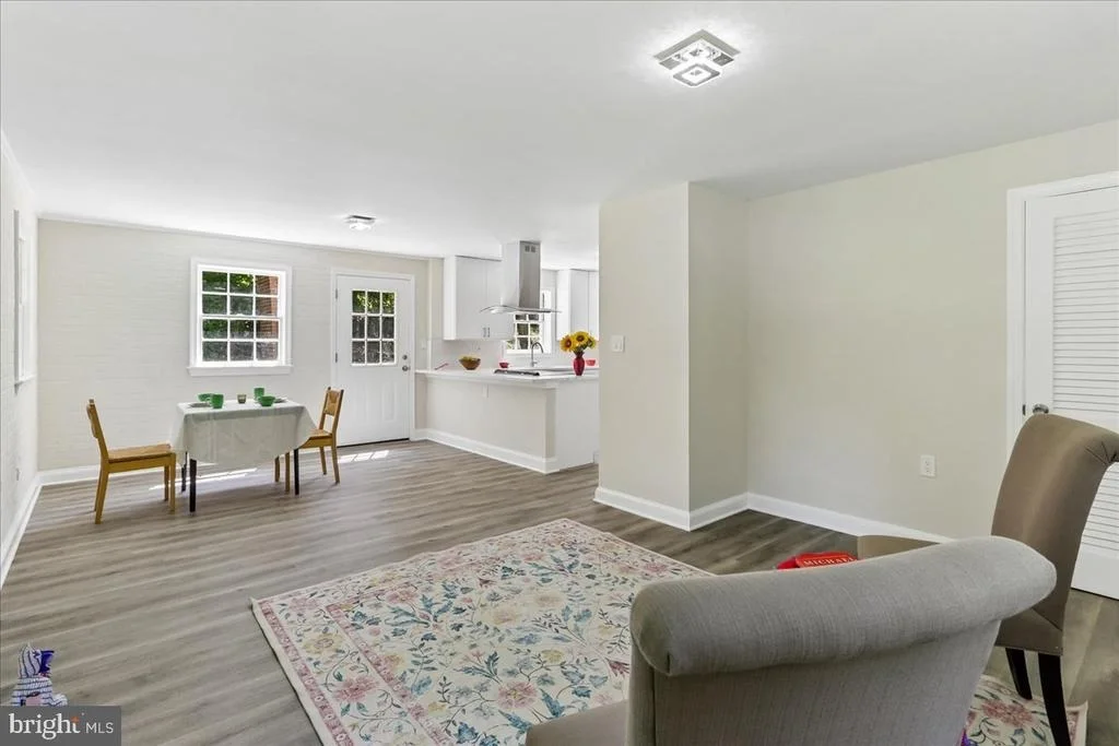 Photo of 12811 LACY DRIVE