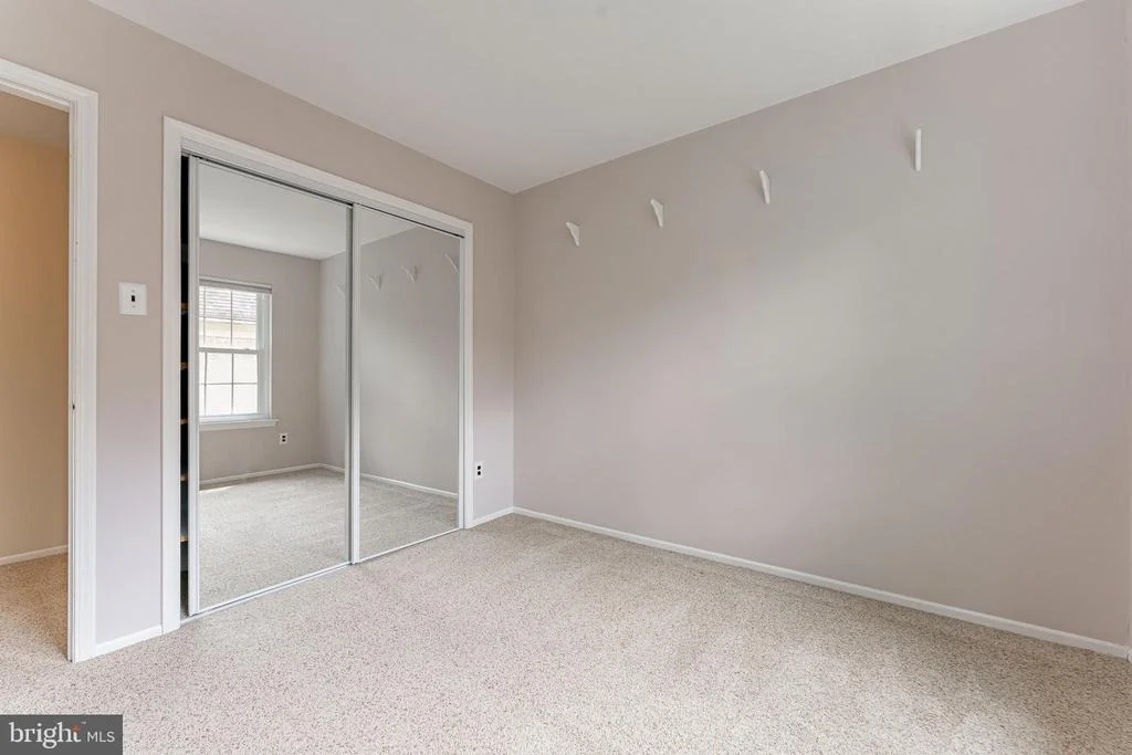 Photo of 11 CHATEAU CIRCLE