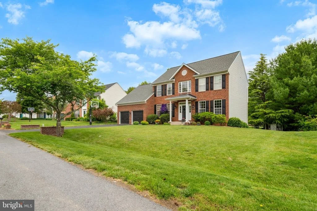Photo of 5646 DENFIELD PLACE