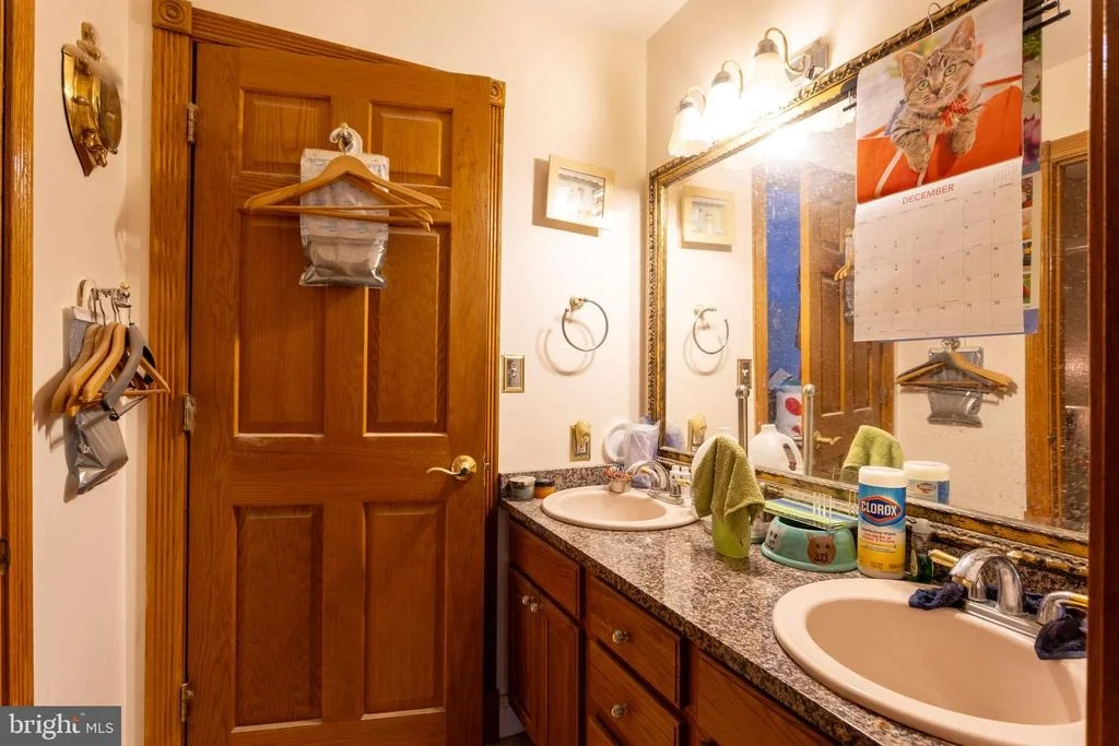 Photo of 415 SHORE DRIVE