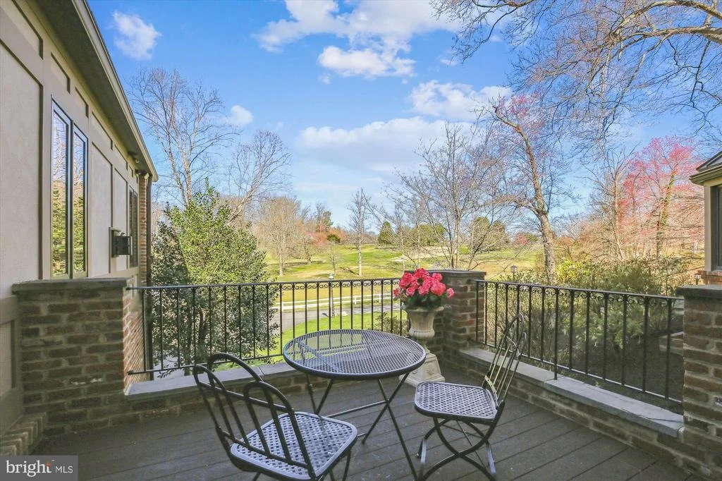Photo of 4116 BEVERLY ROAD