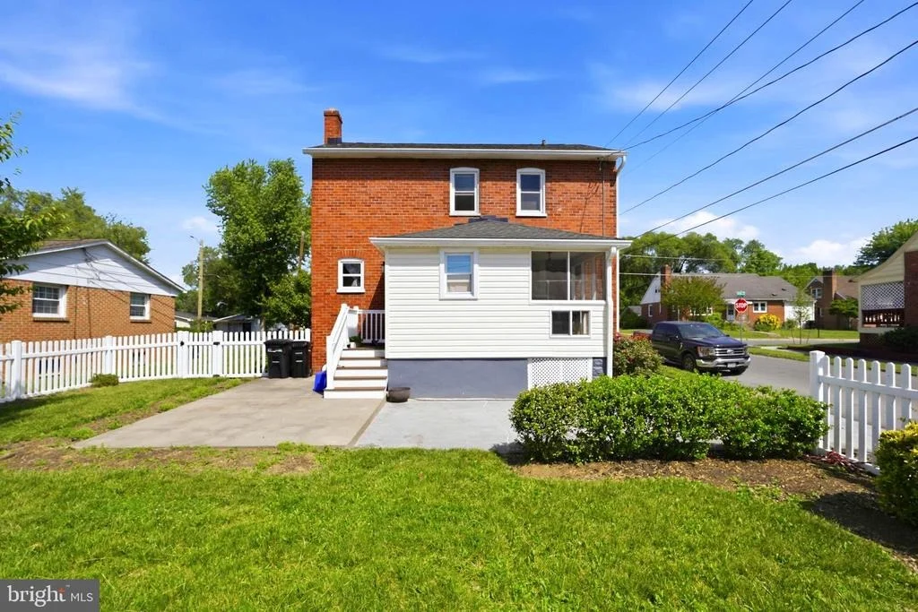 Photo of 601 GRAY AVENUE