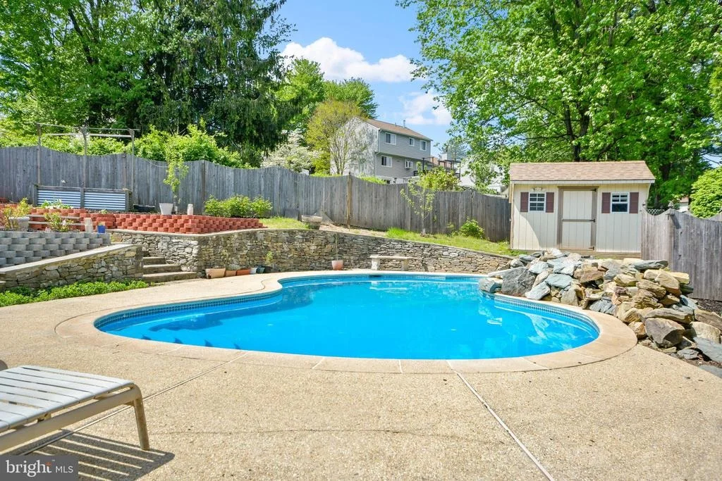 Photo of 24604 CUTSAIL DRIVE