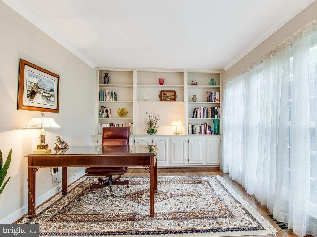 Photo of 22413 SWEETLEAF LANE