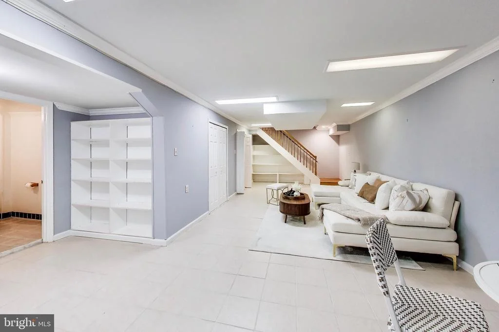 Photo of 6820 COLBURN DRIVE