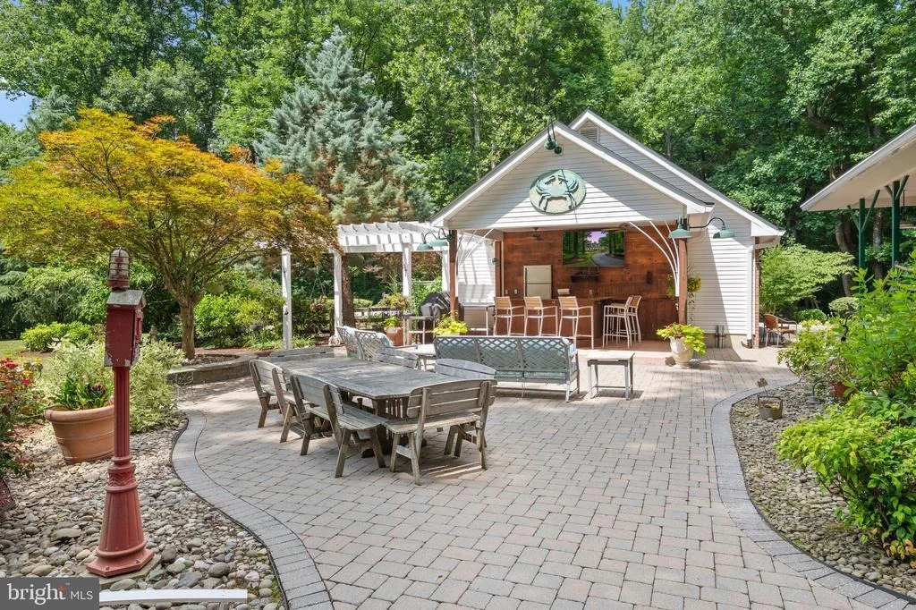 Photo of 6456 MEADOWLARK DRIVE