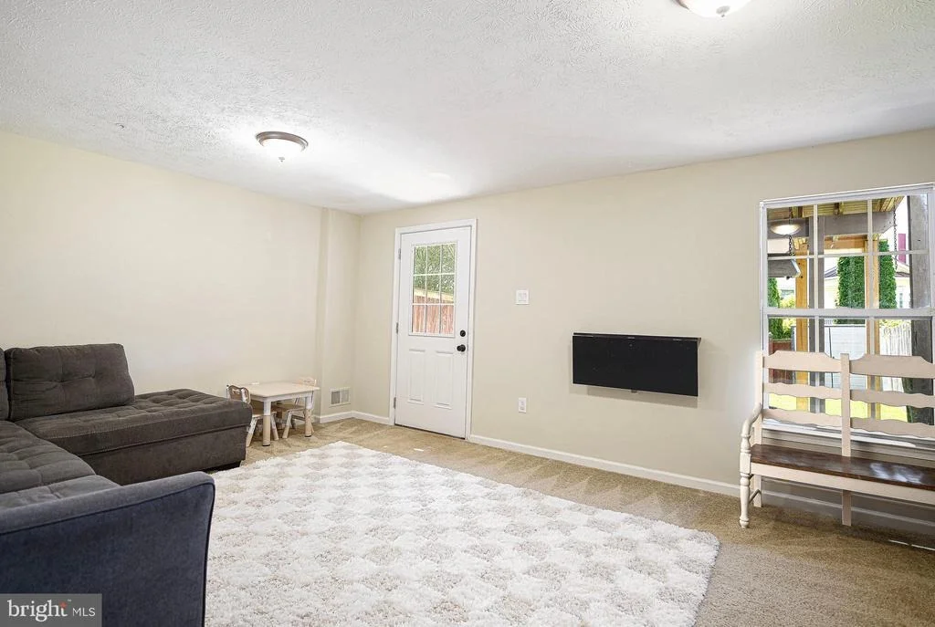 Photo of 283 CHERRY TREE SQUARE