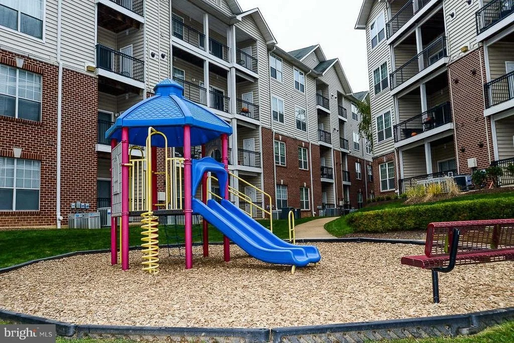 Photo of Unit 4309 at 1580 SPRING GATE DRIVE