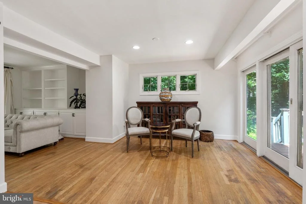 Photo of 10418 ADEL ROAD