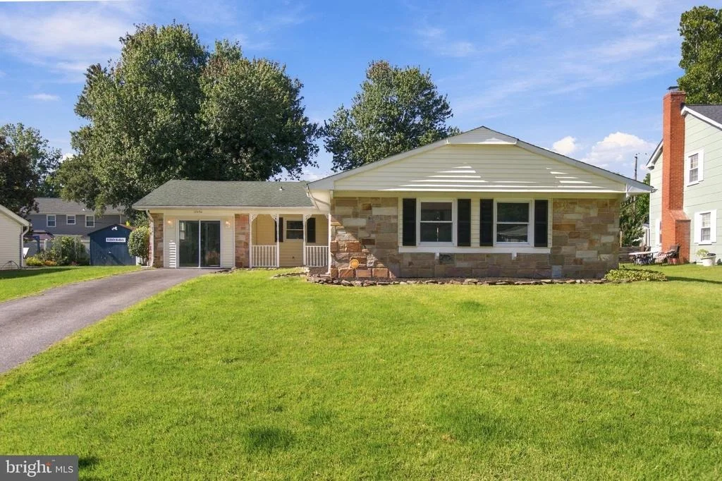 Photo of 12432 MELLING LANE