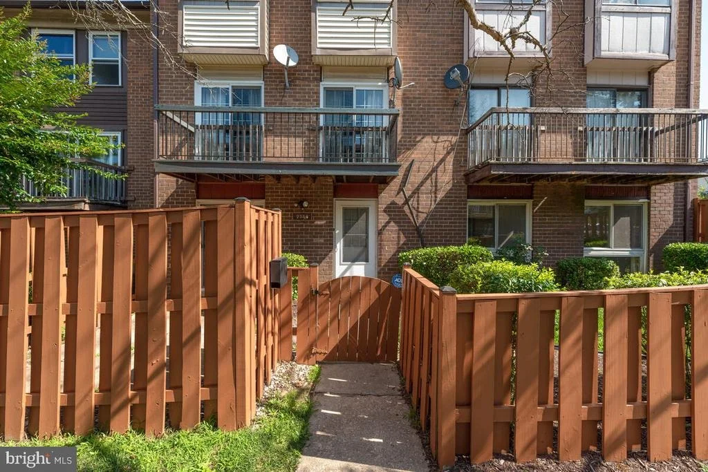 Photo of Unit 2AB at 2344 SUN VALLEY CIRCLE