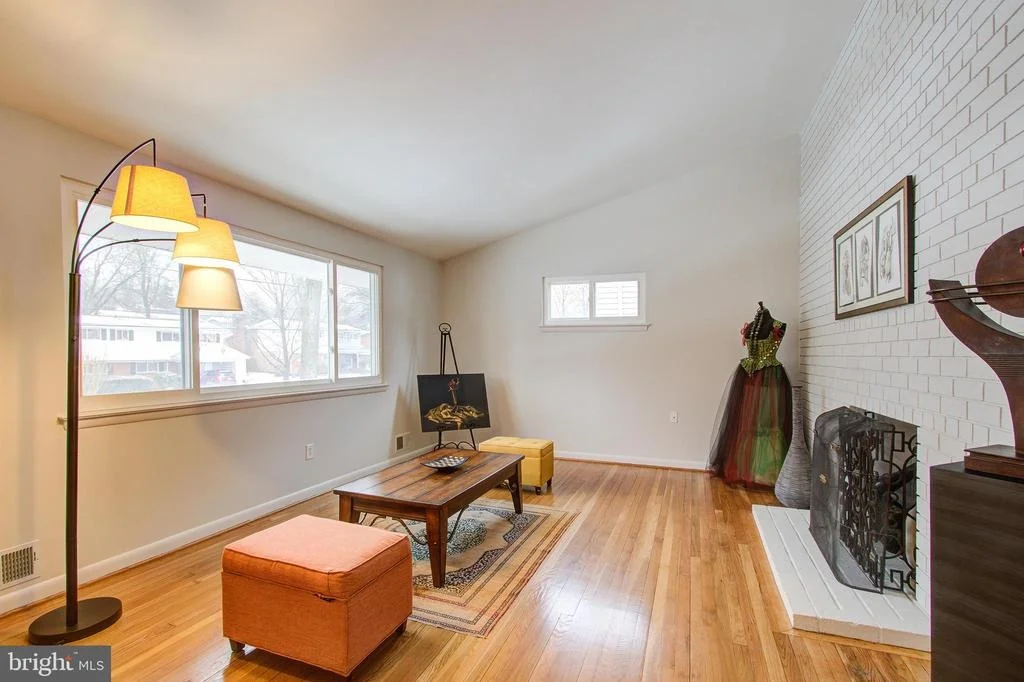 Photo of 611 HILLSBORO DRIVE