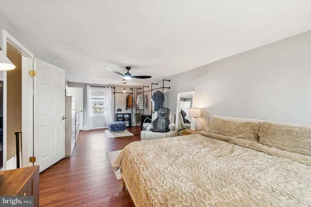 Photo of 7645 FALLSWOOD WAY