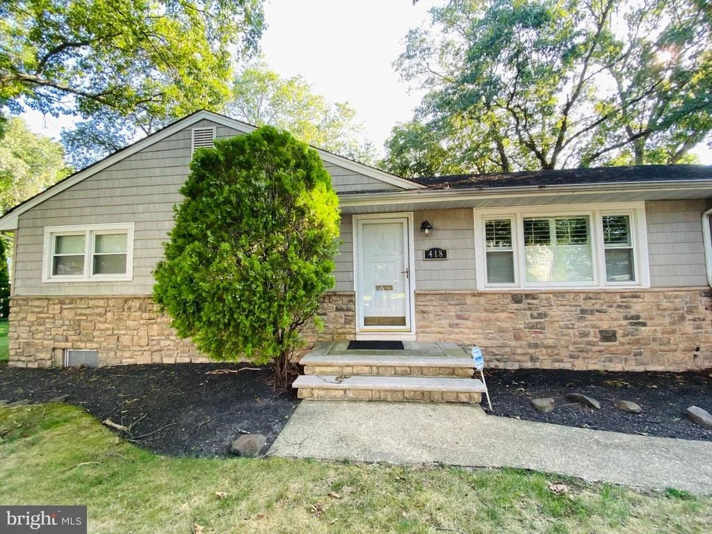 Photo of 418 MIDSTREAMS ROAD