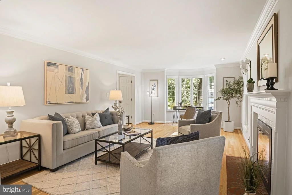 Photo of 7821 FALSTAFF ROAD