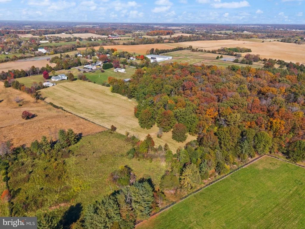 Photo of 9749 WESTWOOD ROAD