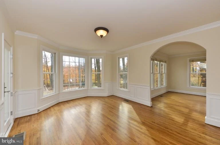 Photo of 6509 BELLAMINE COURT