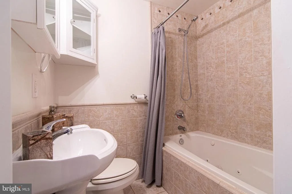 Photo of Unit 4D at 2225 EUTAW PLACE