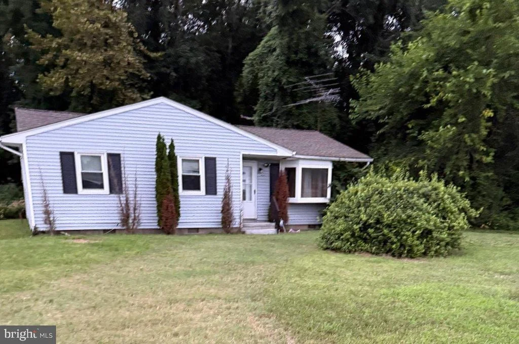 Photo of 13404 CANNERY ROAD