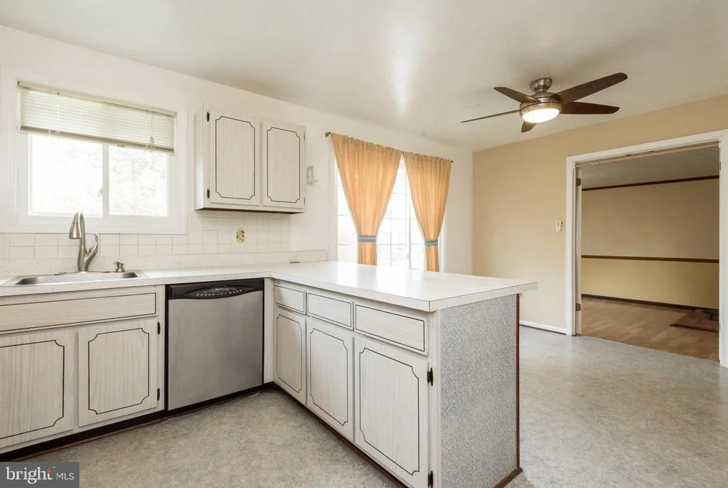 Photo of 129 HEDGEWOOD DRIVE