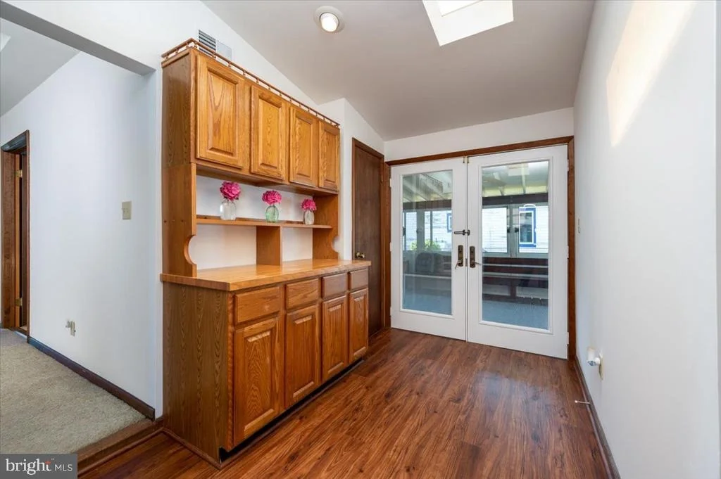 Photo of 8236 BAYSIDE ROAD