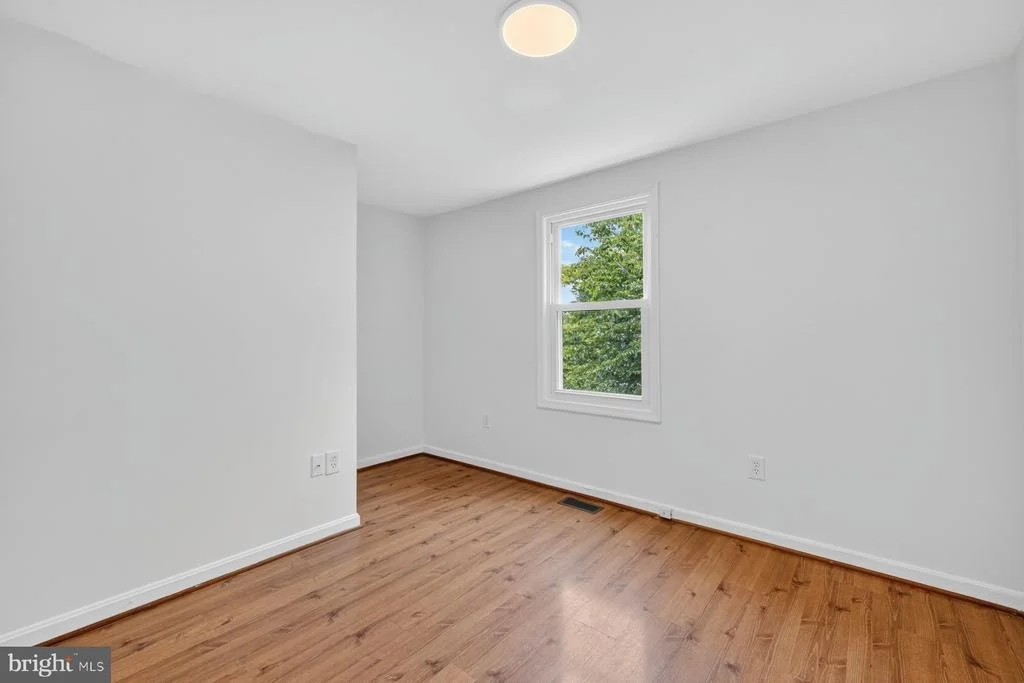 Photo of 302 SPRING GATE COURT