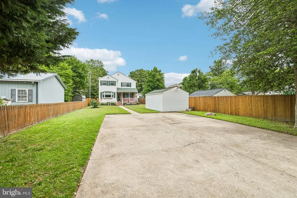 Photo of 1870 CEDAR ROAD