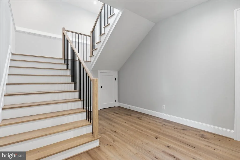 Photo of 8912 GALLANT GREEN DRIVE