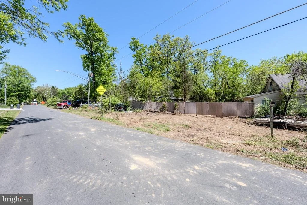 Photo of 12224 BRADDOCK ROAD