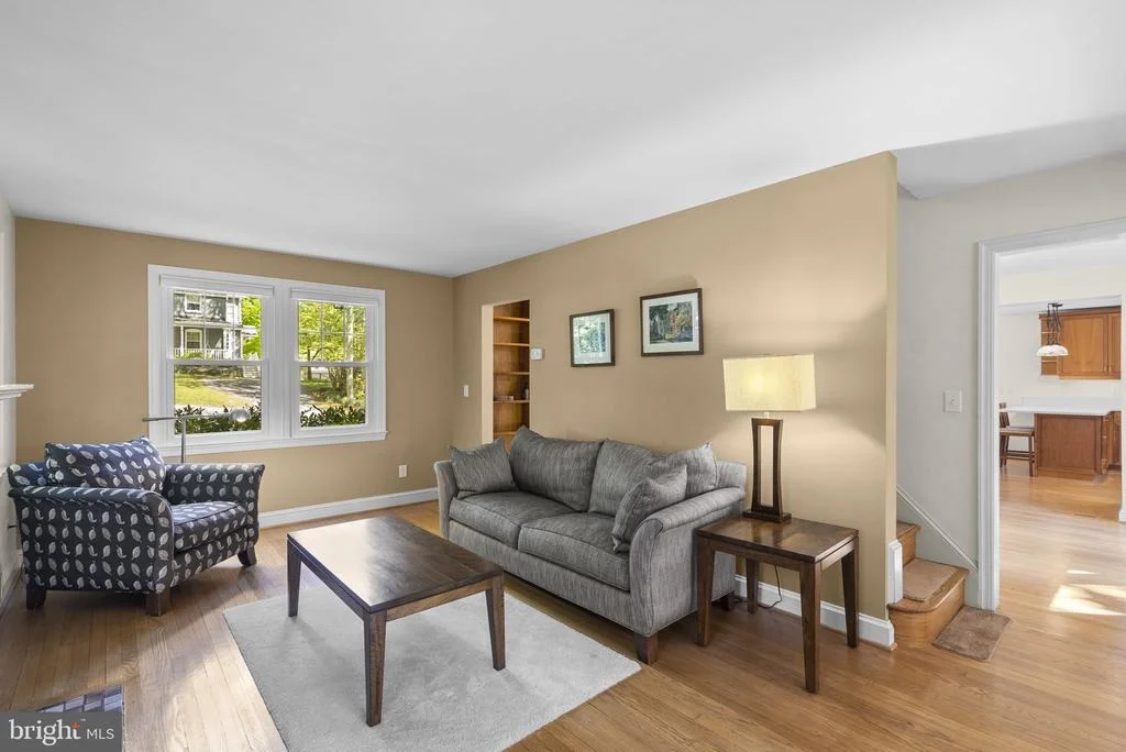 Photo of 213 CRESTMOOR CIRCLE