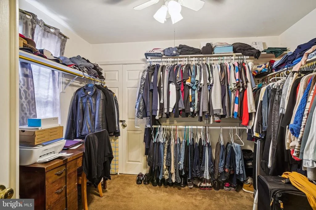 Photo of 234 SHANNONBROOK LANE