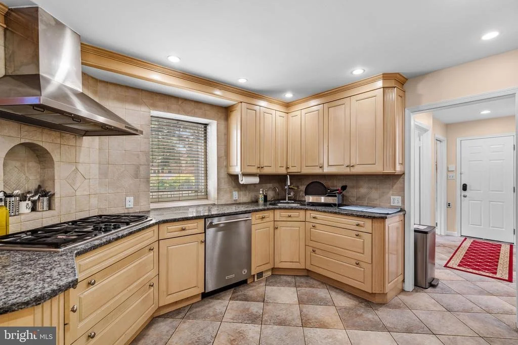 Photo of 1 W CARTWRIGHT DRIVE