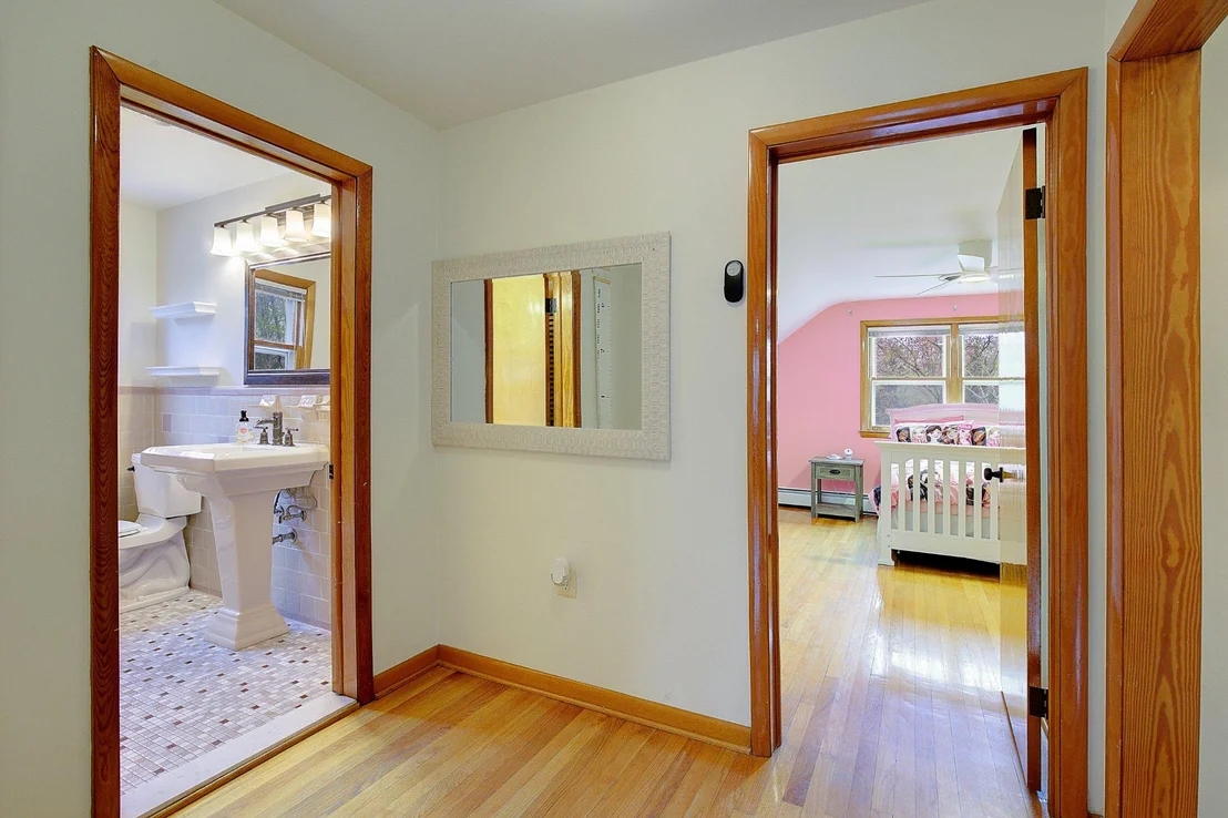 Photo of 818 CEDARCROFT DRIVE