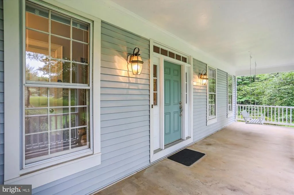 Photo of 22217 CREEKVIEW DRIVE