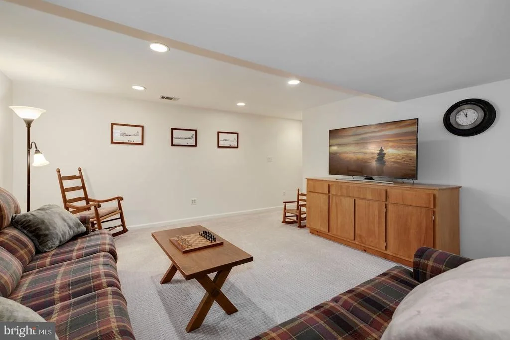 Photo of 6826 SILVER ANN DRIVE