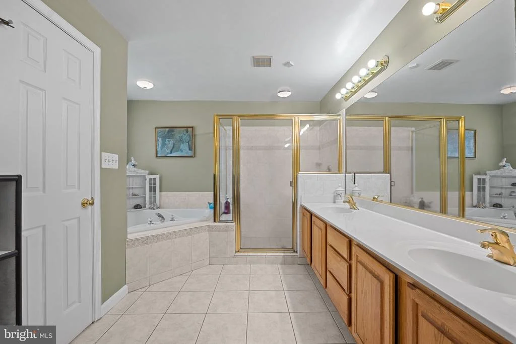 Photo of 23439 WATSON ROAD
