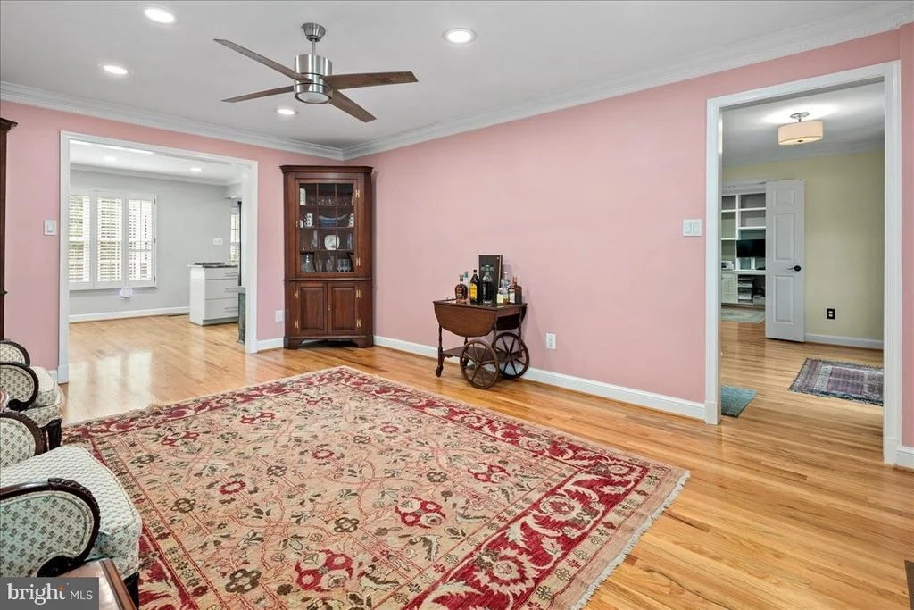 Photo of 9426 MOUNT VERNON CIRCLE