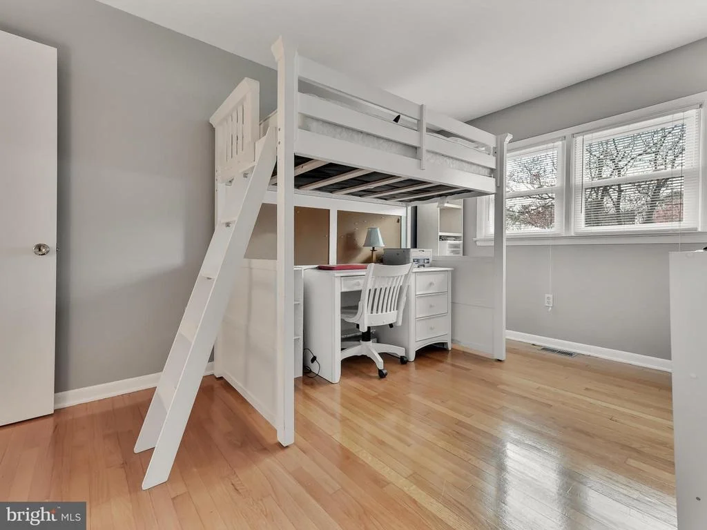 Photo of 6143 LONG BRANCH ROAD